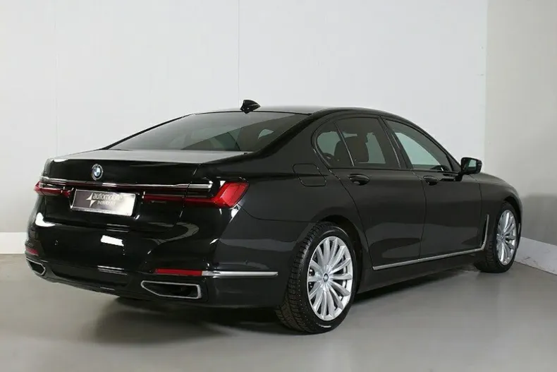 BMW 740 din 2020 cu 82.100 km - oferta BMW153081 - foto 4