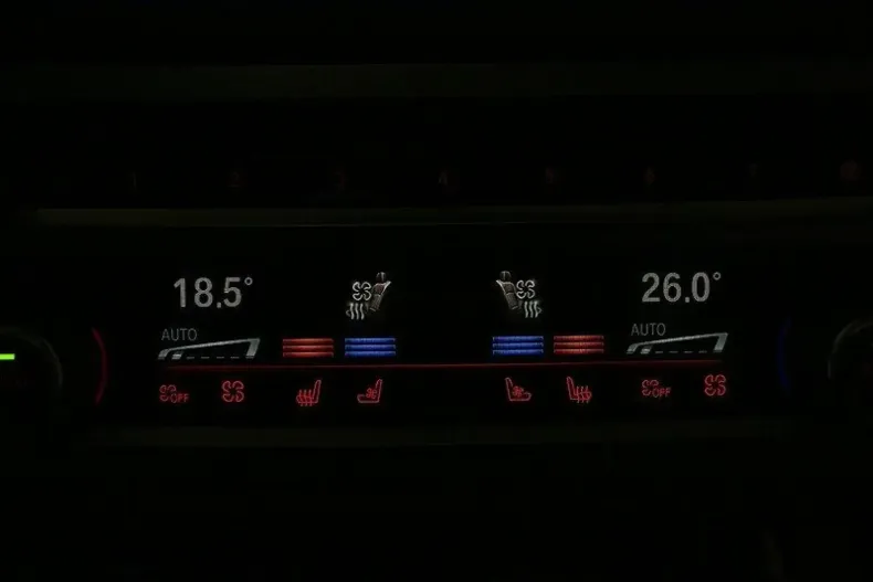 BMW 740 din 2020 cu 82.100 km - oferta BMW153081 - foto 9