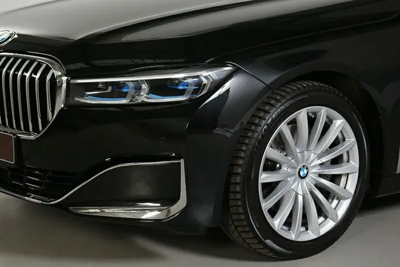 BMW 740 din 2020 cu 82.100 km - oferta BMW153081 - foto 11