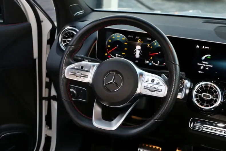 Mercedes-Benz GLB 250 din 2020 cu 26.000 km - oferta MER153082 - foto 32