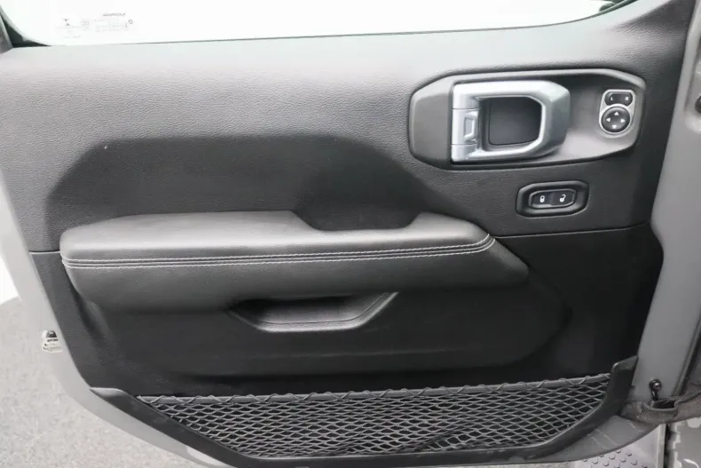 Jeep Wrangler din 2021 cu 43.488 km - oferta JEE153084 - foto 13