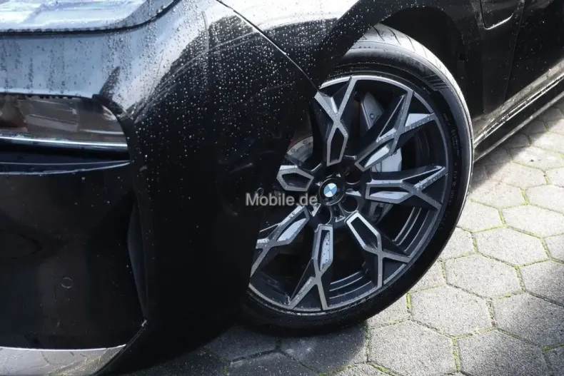 BMW 750 din 2024 cu 4.799 km - oferta BMW153086 - foto 6