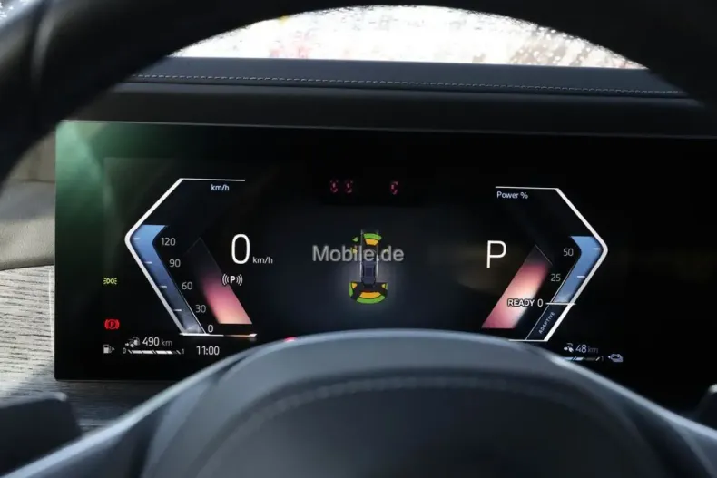 BMW 750 din 2024 cu 4.799 km - oferta BMW153086 - foto 13