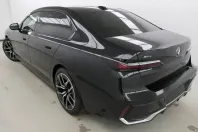BMW 740 din 2024 cu 13.800 km - oferta BMW153087 - foto 4