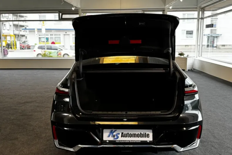 BMW 740 din 2024 cu 29.700 km - oferta BMW153088 - foto 7