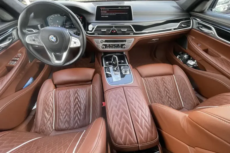 BMW 740 din 2021 cu 102.000 km - oferta BMW153098 - foto 10