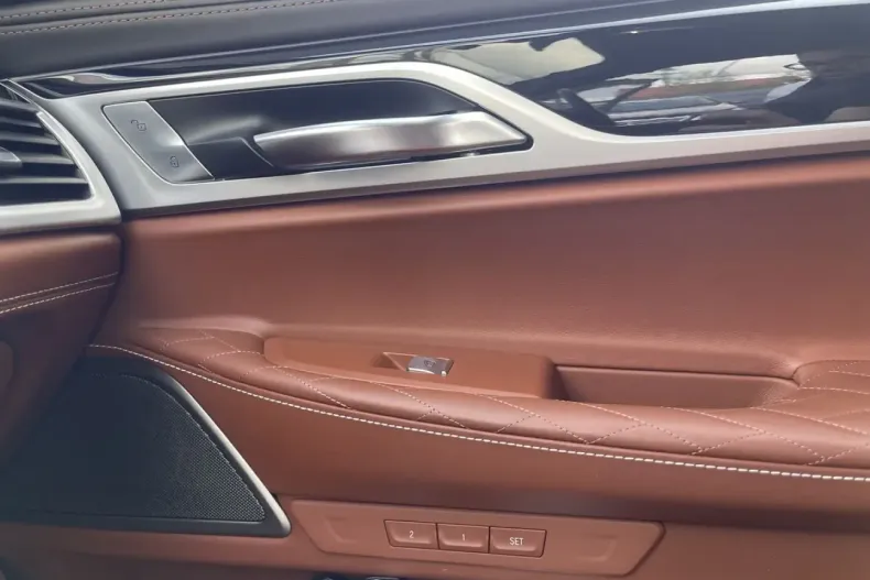 BMW 740 din 2021 cu 102.000 km - oferta BMW153098 - foto 20