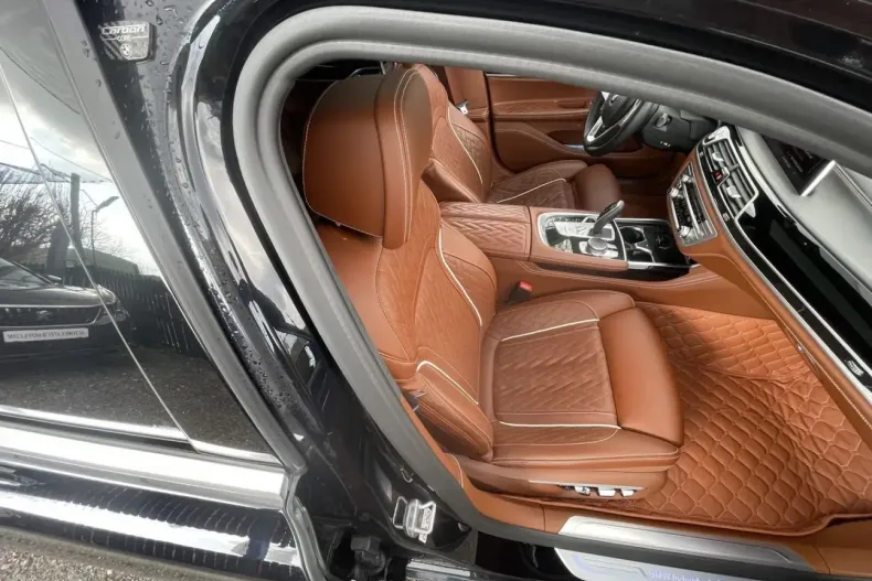 BMW 740 din 2021 cu 102.000 km - oferta BMW153098 - foto 30