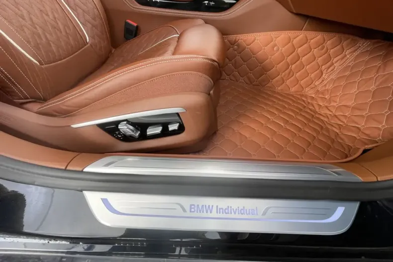 BMW 740 din 2021 cu 102.000 km - oferta BMW153098 - foto 32