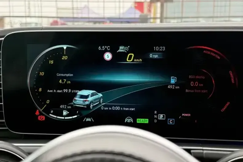 Mercedes-Benz GLE 450 din 2020 cu 120.000 km - oferta MER153099 - foto 24