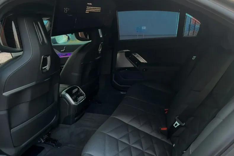 BMW 740 din 2024 cu 24.218 km - oferta BMW153102 - foto 8