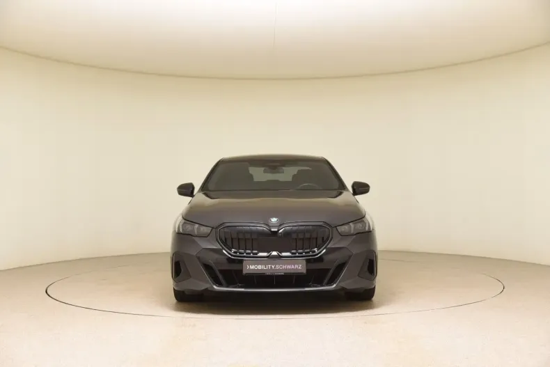 BMW 520 din 2024 cu 62.500 km - oferta BMW153103 - foto 5