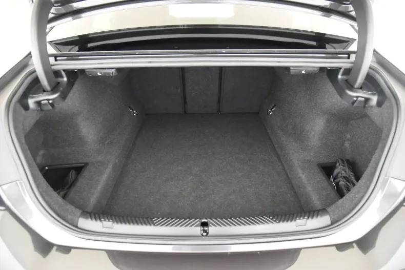 BMW 520 din 2024 cu 62.500 km - oferta BMW153103 - foto 9