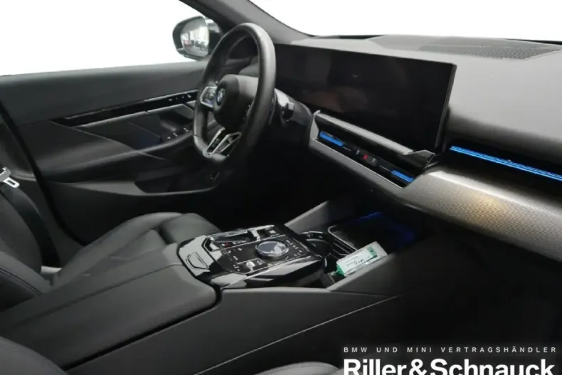 BMW 520 din 2024 cu 13.800 km - oferta BMW153104 - foto 4