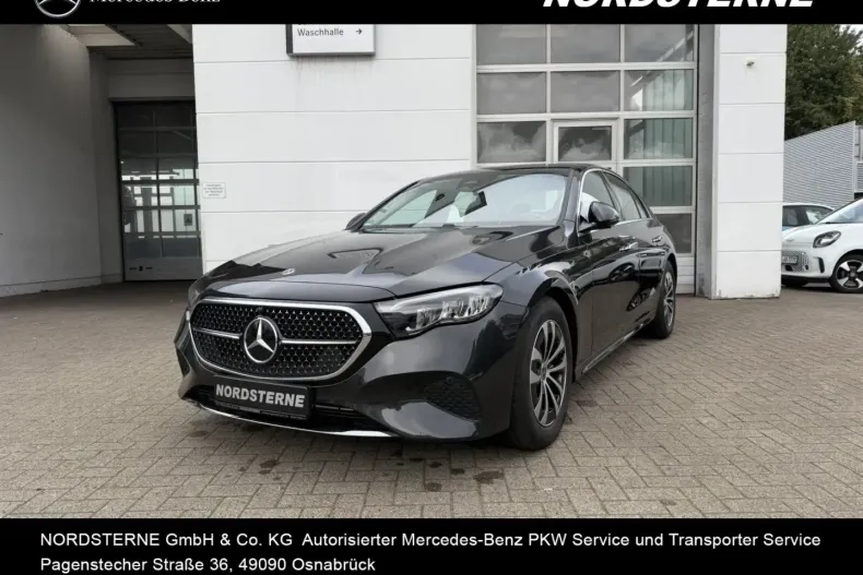 Mercedes-Benz E 220 din 2024 cu 25.519 km - oferta MER153113 - foto 1