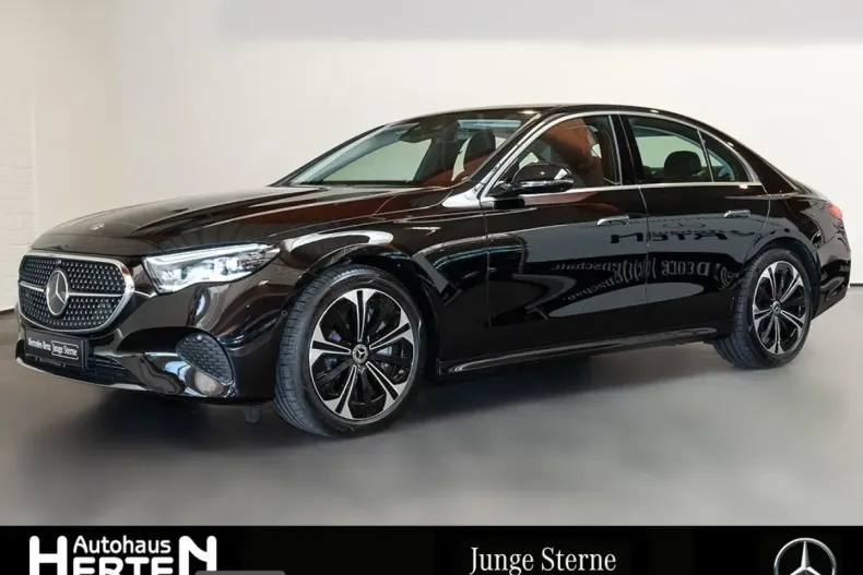 Mercedes-Benz E 300 din 2024 cu 9.514 km - oferta MER153115 - foto 1