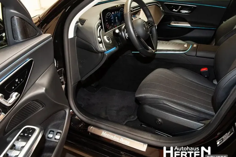 Mercedes-Benz E 300 din 2024 cu 9.514 km - oferta MER153115 - foto 11