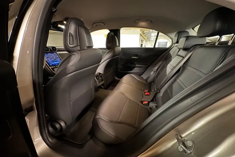 Mercedes-Benz C 200 din 2023 cu 9.240 km - oferta MER153118 - foto 14