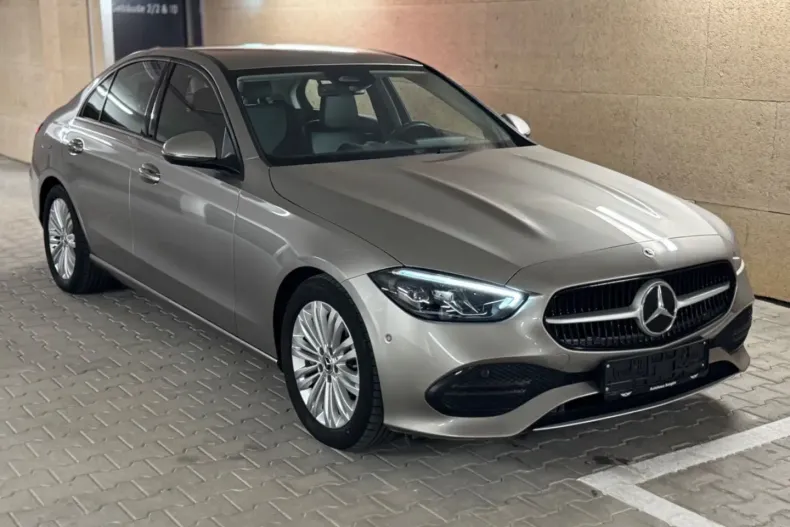 Mercedes-Benz C 200 din 2023 cu 9.240 km - oferta MER153118 - foto 15