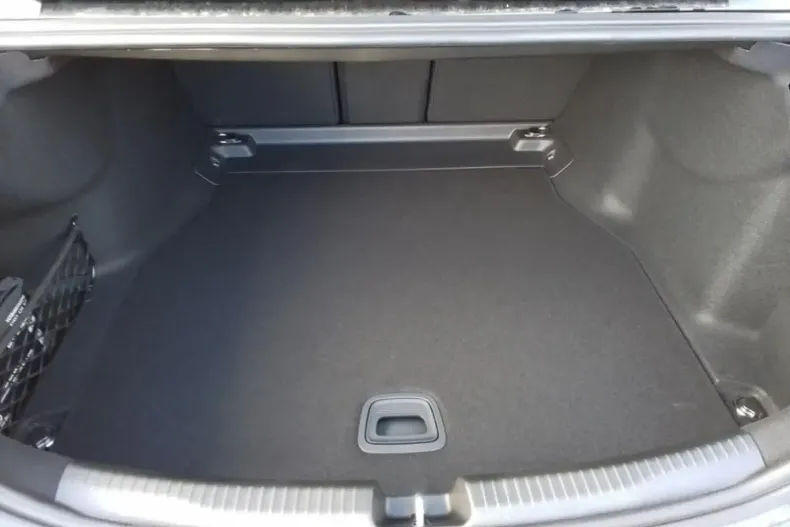 Mercedes-Benz C 220 din 2023 cu 57.400 km - oferta MER153122 - foto 13