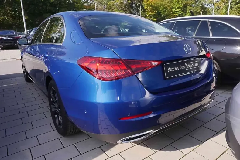 Mercedes-Benz C 180 din 2024 cu 13.414 km - oferta MER153123 - foto 3