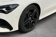 Mercedes-Benz CLA 200 din 2024 cu 12.416 km - oferta MER153125 - foto 6