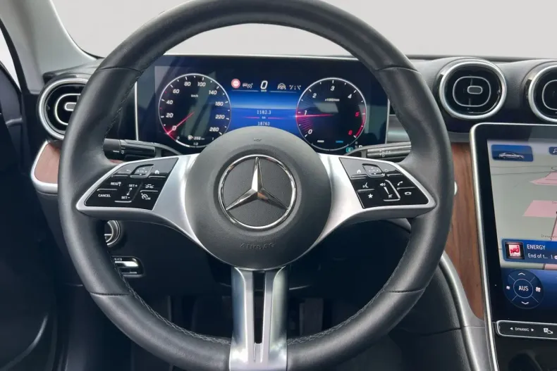 Mercedes-Benz C 300 din 2023 cu 18.759 km - oferta MER153126 - foto 16