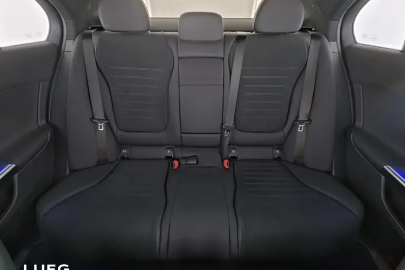 Mercedes-Benz C 200 din 2024 cu 8.326 km - oferta MER153127 - foto 6