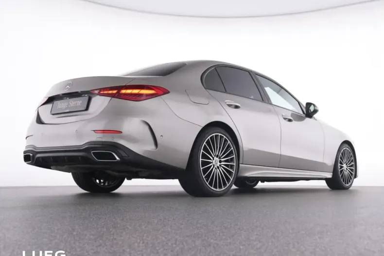 Mercedes-Benz C 200 din 2024 cu 8.326 km - oferta MER153127 - foto 8