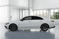 Mercedes-Benz CLA 180 din 2024 cu 24.054 km - oferta MER153129 - foto 6