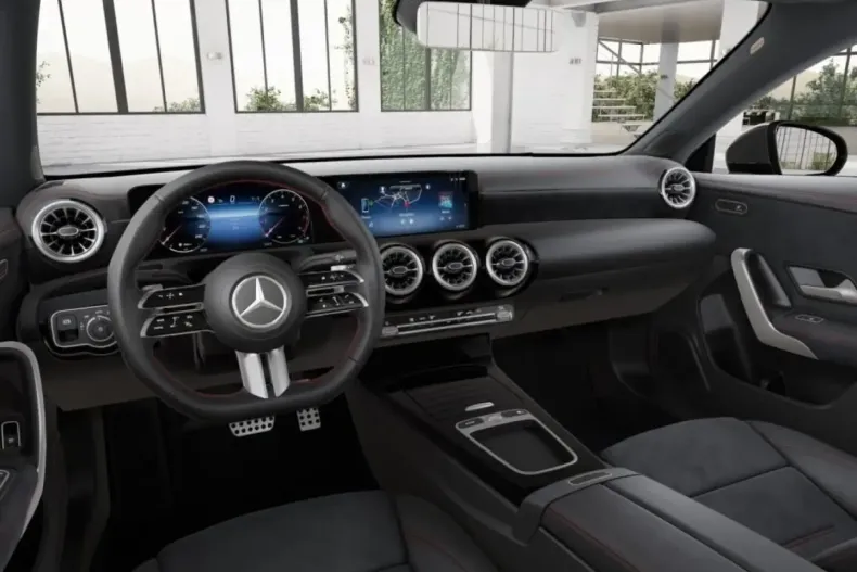 Mercedes-Benz CLA 180 din 2024 cu 24.054 km - oferta MER153129 - foto 7