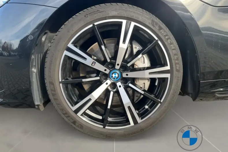 BMW 550 din 2024 cu 40.892 km - oferta BMW153134 - foto 8