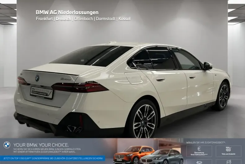 BMW 550 din 2024 cu 21.179 km - oferta BMW153137 - foto 3