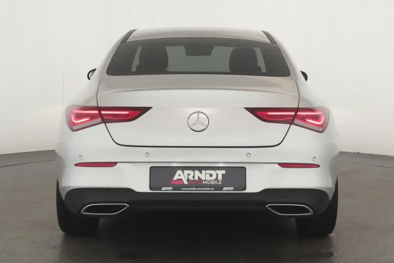 Mercedes-Benz CLA 180 din 2024 cu 21.800 km - oferta MER153140 - foto 5