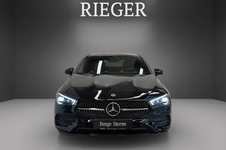 Mercedes-Benz CLA 250 din 2022 cu 53.970 km - oferta MER153141 - foto 2