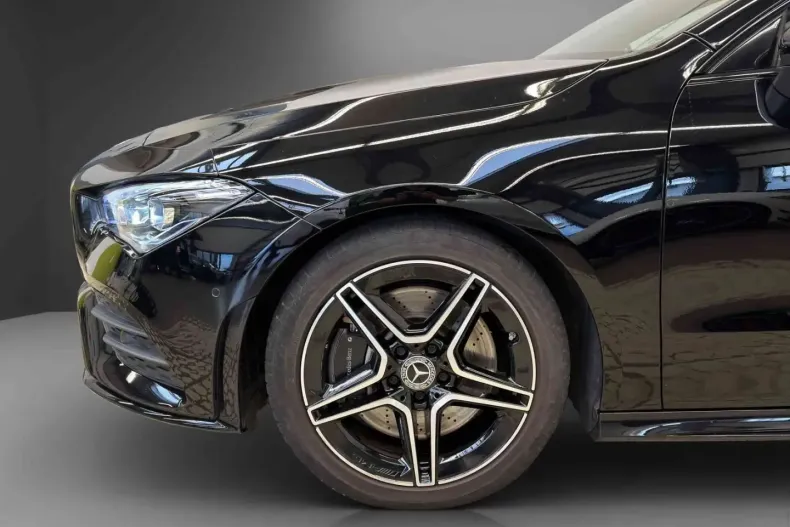 Mercedes-Benz CLA 250 din 2022 cu 53.970 km - oferta MER153141 - foto 4