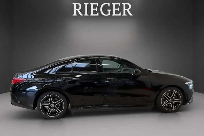 Mercedes-Benz CLA 250 din 2022 cu 53.970 km - oferta MER153141 - foto 19