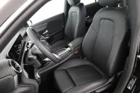 Mercedes-Benz CLA 220 din 2024 cu 15.000 km - oferta MER153142 - foto 13