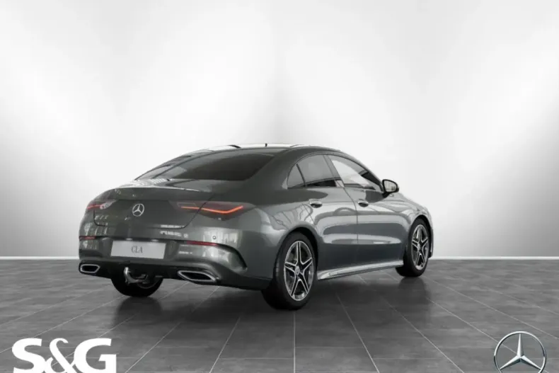 Mercedes-Benz CLA 200 din 2024 cu 10.380 km - oferta MER153143 - foto 3