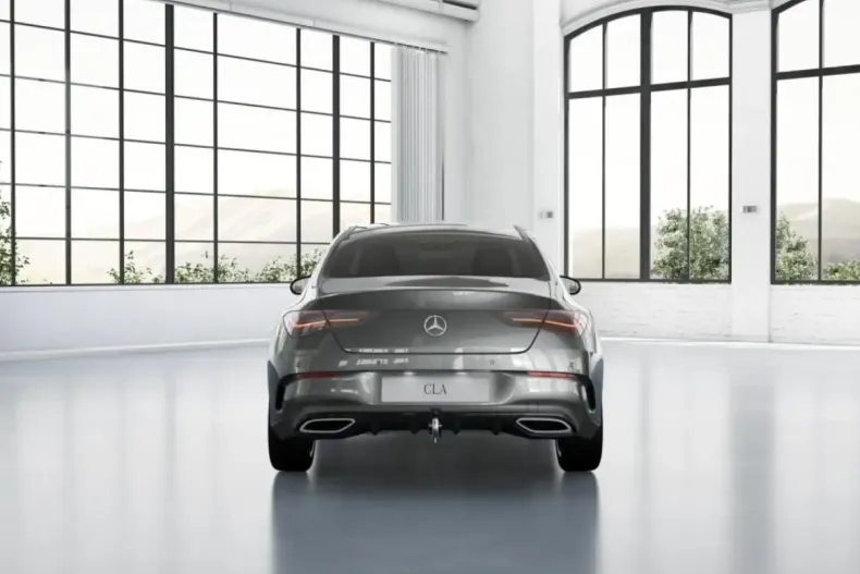 Mercedes-Benz CLA 200 din 2024 cu 10.380 km - oferta MER153143 - foto 4