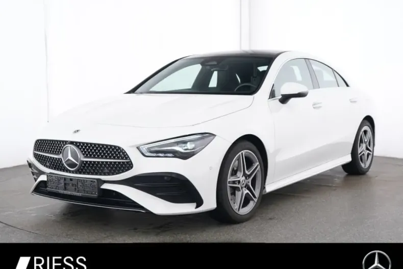 Mercedes-Benz CLA 200 din 2024 cu 23.675 km - oferta MER153145 - foto 1