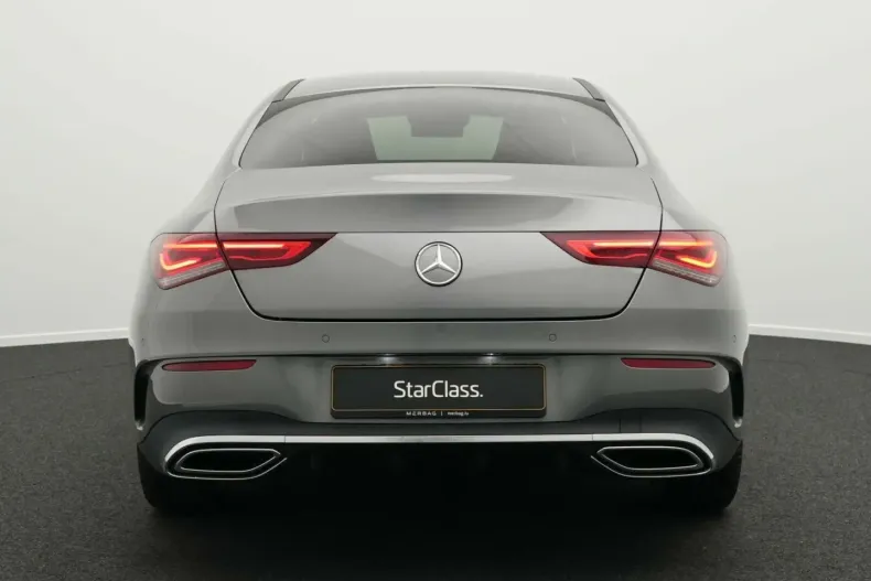 Mercedes-Benz CLA 200 din 2024 cu 19.796 km - oferta MER153147 - foto 4