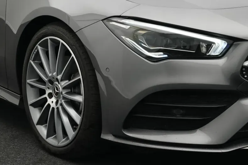 Mercedes-Benz CLA 200 din 2024 cu 19.796 km - oferta MER153147 - foto 9