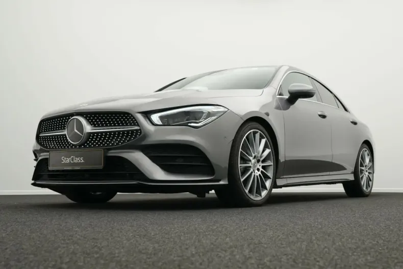 Mercedes-Benz CLA 200 din 2024 cu 19.796 km - oferta MER153147 - foto 10