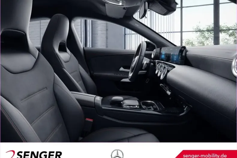 Mercedes-Benz CLA 180 din 2023 cu 29.271 km - oferta MER153148 - foto 9