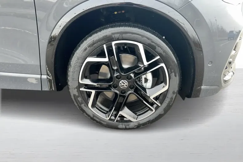 Volkswagen Tiguan din 2025 cu 963 km - oferta VOL153155 - foto 7