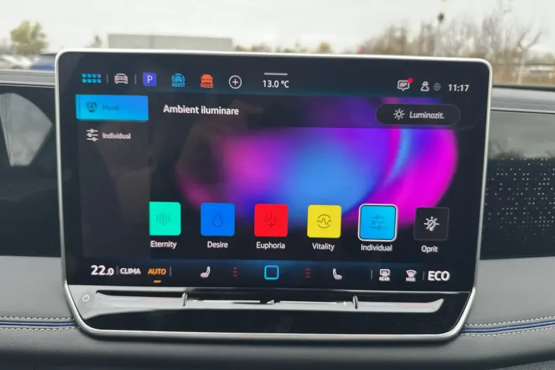 Volkswagen Tiguan din 2025 cu 963 km - oferta VOL153155 - foto 28