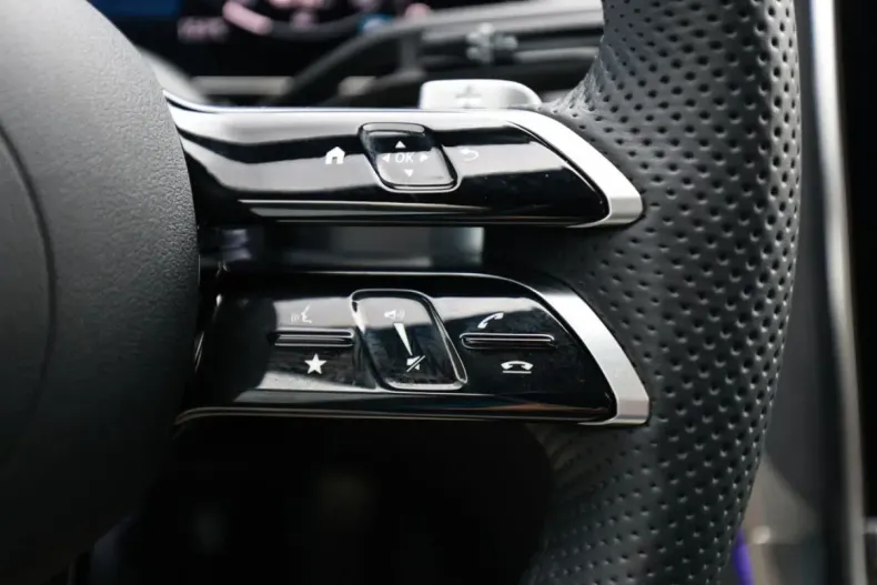 Mercedes-Benz GLC 300 din 2025 cu 14.987 km - oferta MER153161 - foto 17