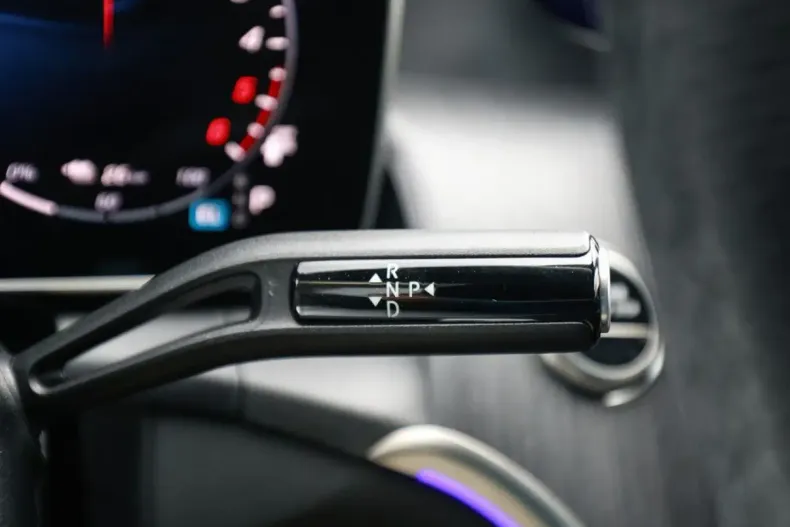 Mercedes-Benz GLC 300 din 2025 cu 14.987 km - oferta MER153161 - foto 19