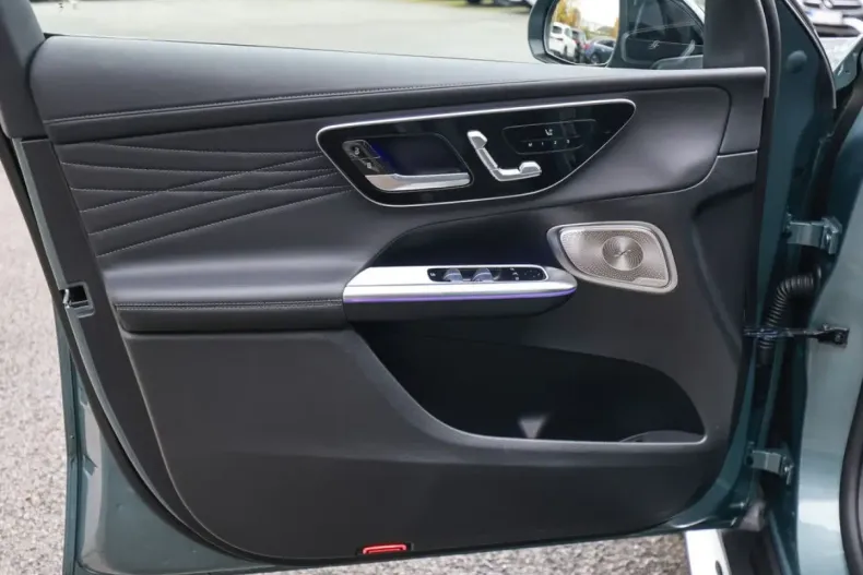 Mercedes-Benz GLC 300 din 2025 cu 14.987 km - oferta MER153161 - foto 22